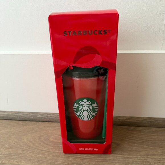 Starbucks Other - STARBUCKS Holiday Cold Reusable Cup with Straw and 2 Iced Coffee K cups